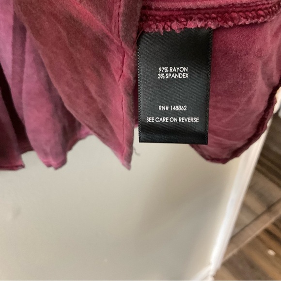 Torrid Red Fitted Flutter Sleeve Blouse - Picture 8 of 10